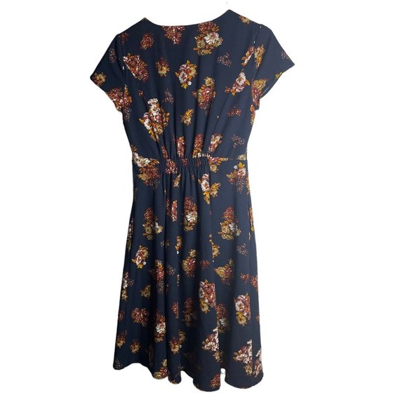 ModCloth Dress Womens S Sentimental Floral Navy Blue Fit and Flare V-Neck - Picture 2 of 7